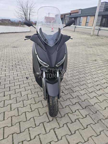 Yamaha x max 300