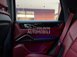 Porsche Cayenne S slika 18