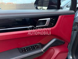 Porsche Cayenne S slika 14