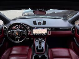 Porsche Cayenne S slika 20
