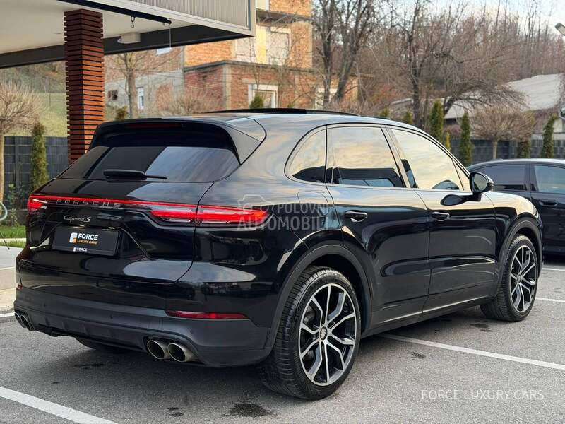 Porsche Cayenne S