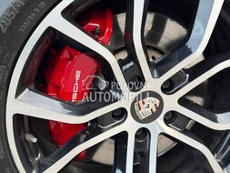 Porsche Cayenne S slika 10