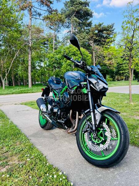 Kawasaki Z900