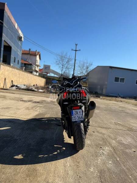Yamaha T MAX