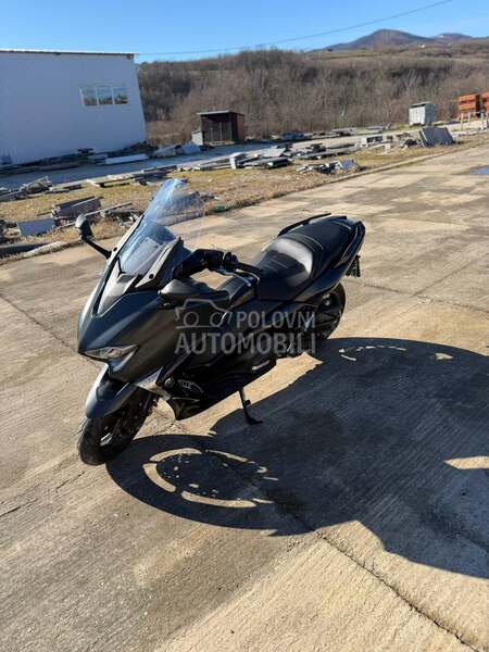Yamaha T MAX