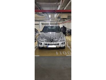 Mercedes Benz ML 320 