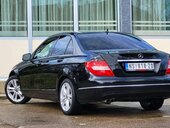 Mercedes Benz C 180 AVANTGARDE/NA.VI