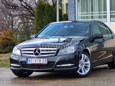 Mercedes Benz C 180 AVANTGARDE/NA.VI