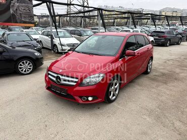 Mercedes Benz B 180 MATIC NOV
