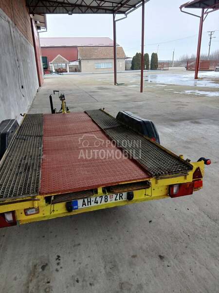 Bartoleti Prikolica za auto