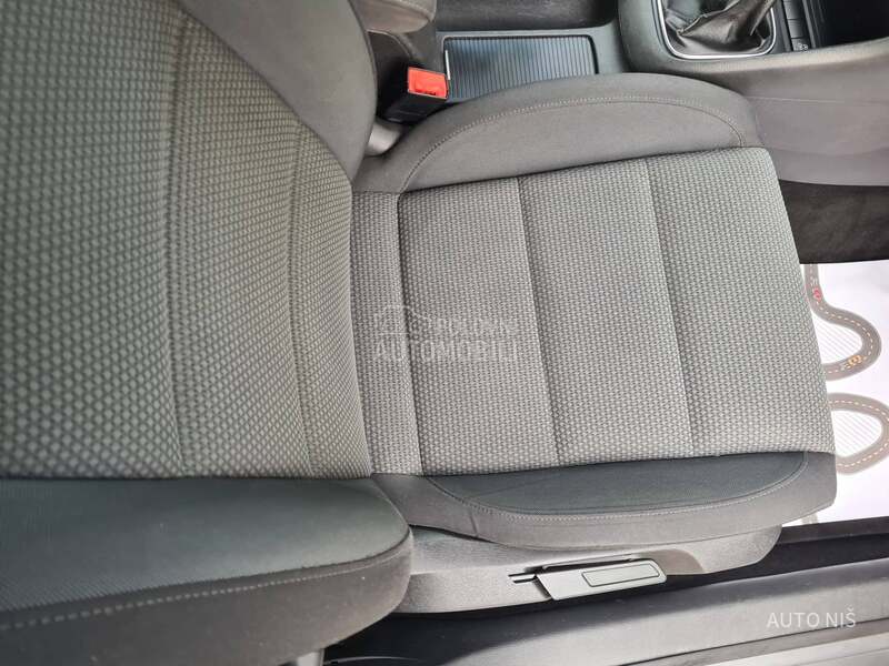 Volkswagen Golf 6 1.6 TDI