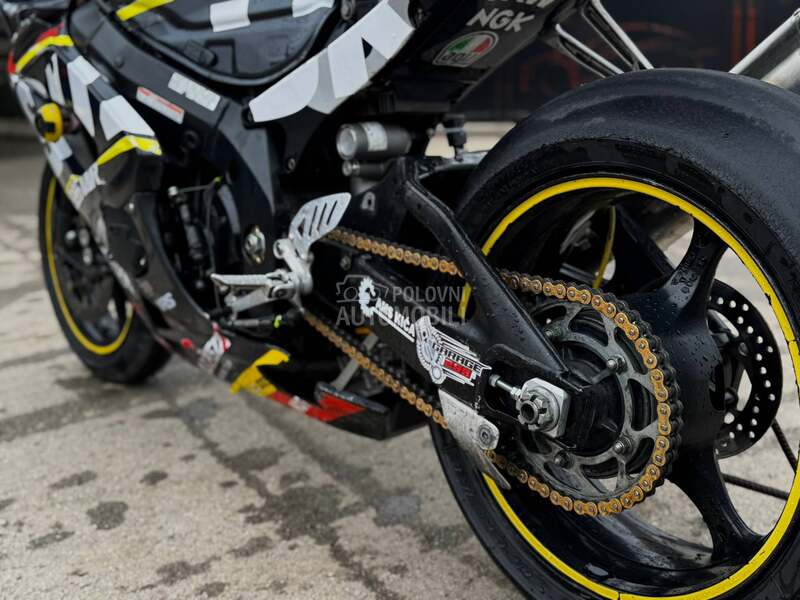Suzuki GSXR 1000 Track
