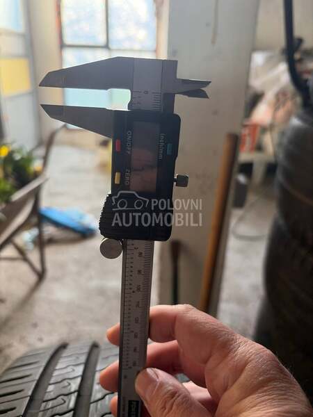 Barum 225/40 R18 Letnja