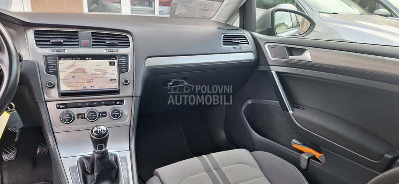 Volkswagen Golf 7 