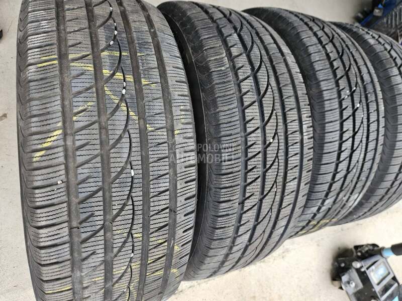Sunwide 235/55 R18 Zimska