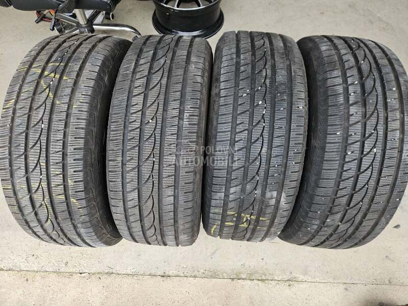 Sunwide 235/55 R18 Zimska