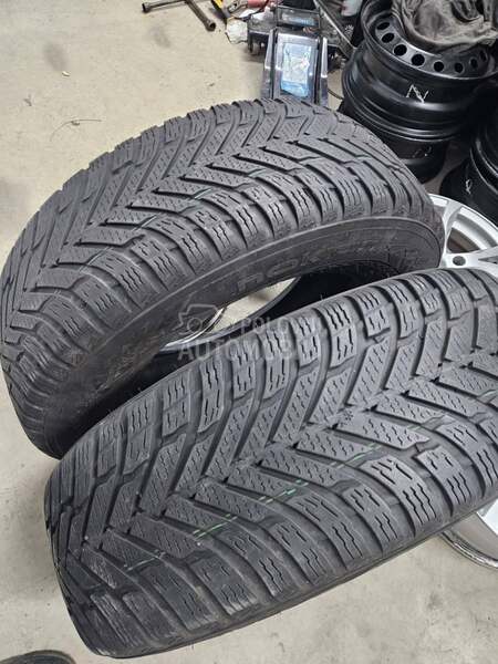 Nokian 215/70 R16 Zimska