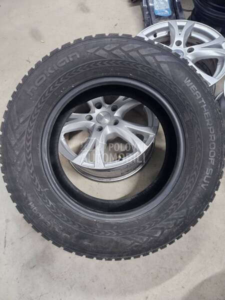 Nokian 215/70 R16 Zimska