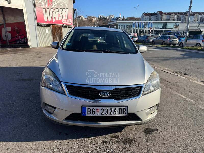 Kia cee`d 