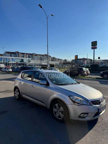 Kia cee`d 