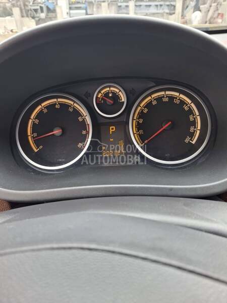 Opel Corsa D 1.4