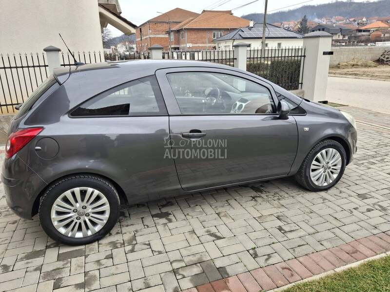 Opel Corsa D 1.4