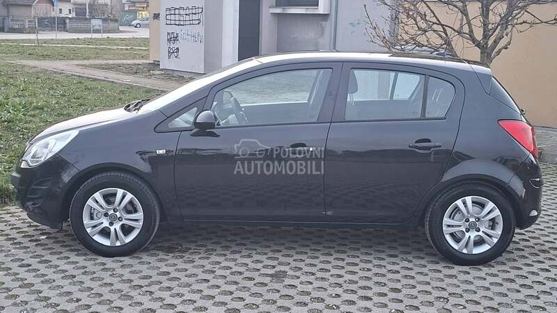 Opel Corsa D 1.3CDTi/NAV/ALU