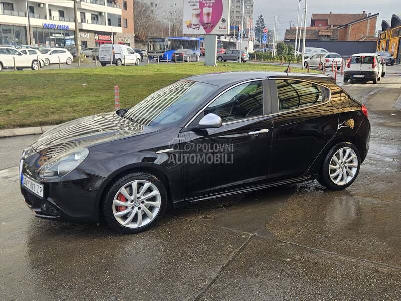 Alfa Romeo Giulietta 