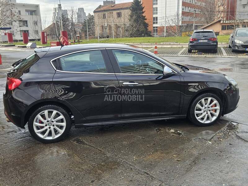 Alfa Romeo Giulietta 