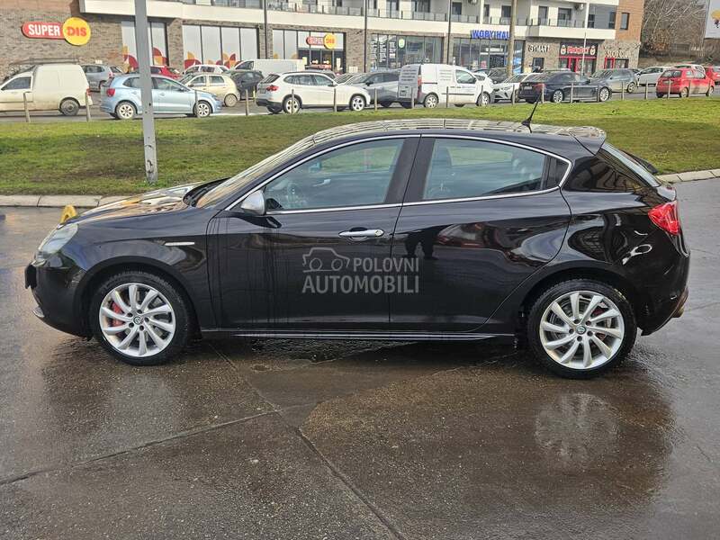 Alfa Romeo Giulietta 