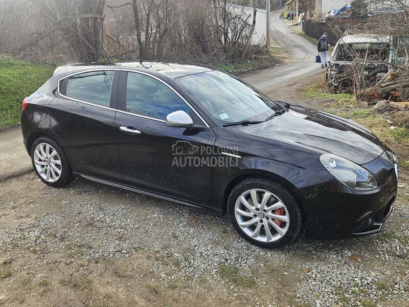 Alfa Romeo Giulietta 