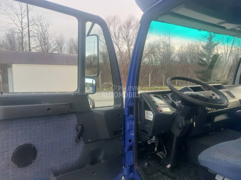 MAN LE 12.220 4x2 BB