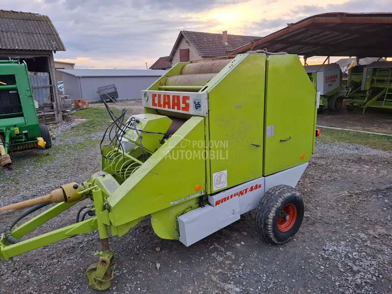 Claas Rollant 44