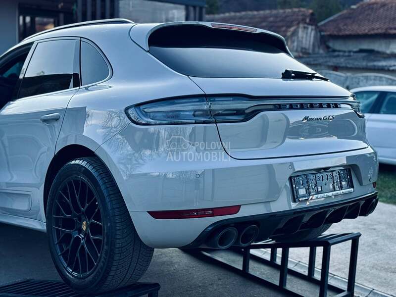 Porsche Macan GTS/CHRONO/PANO/PDK