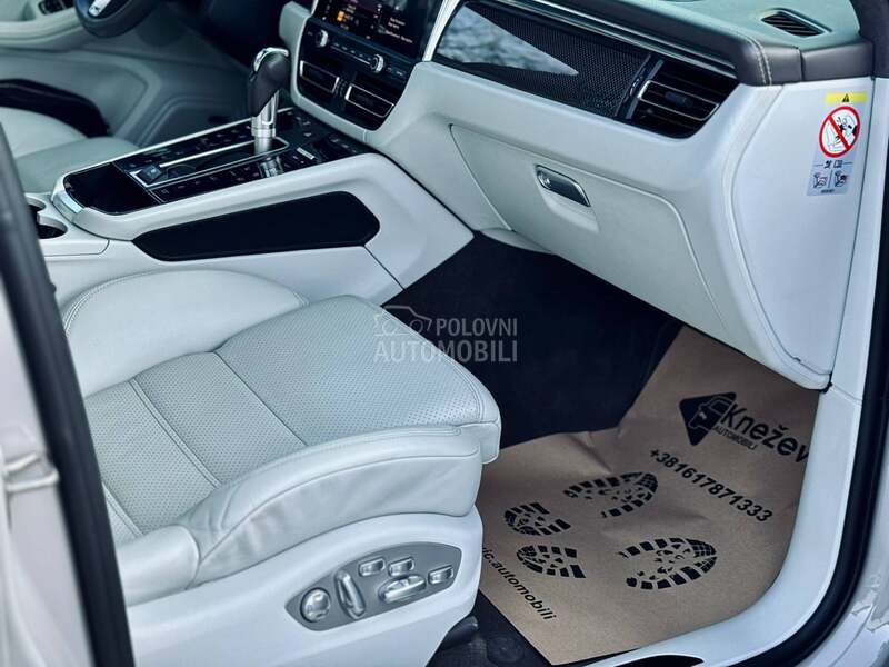 Porsche Macan GTS/CHRONO/PANO/PDK