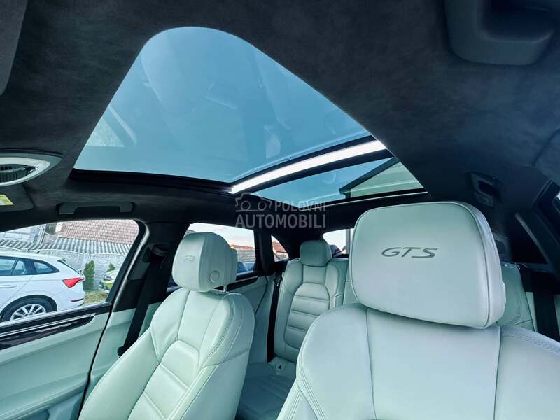 Porsche Macan GTS/CHRONO/PANO/PDK