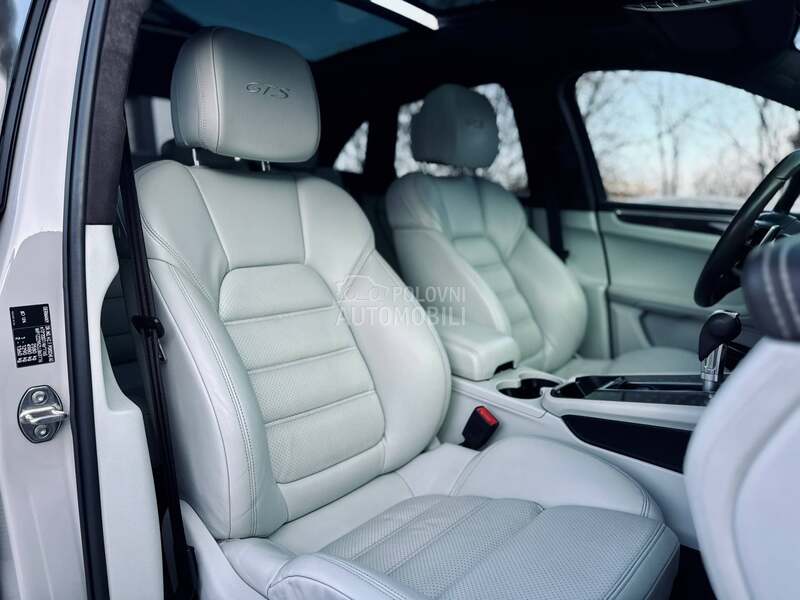 Porsche Macan GTS/CHRONO/PANO/PDK