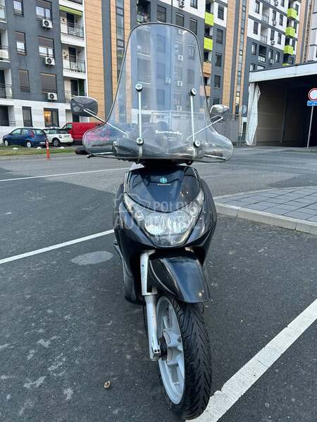 Piaggio Beverly 250ie