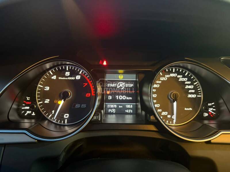 Audi S5 