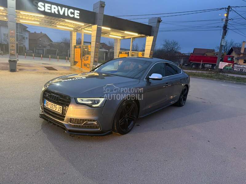 Audi S5 