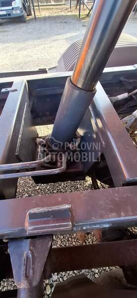 Mercedes Benz Atego 815