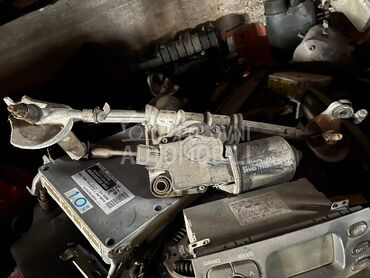 motor prednjeg brisaca za Toyota Yaris