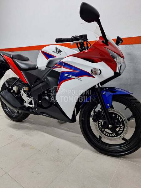 Honda cbr