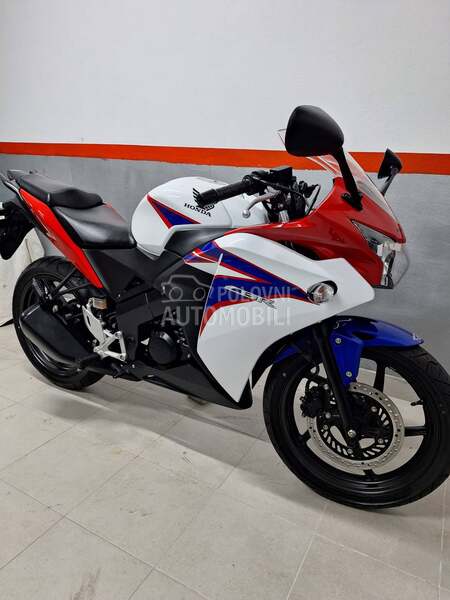 Honda cbr