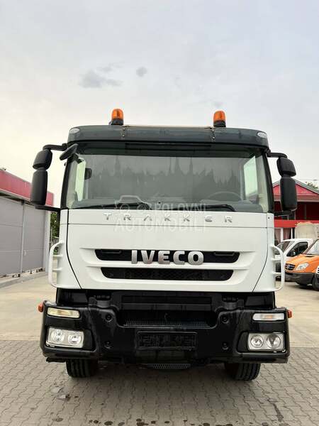 Iveco Trakker 260T45
