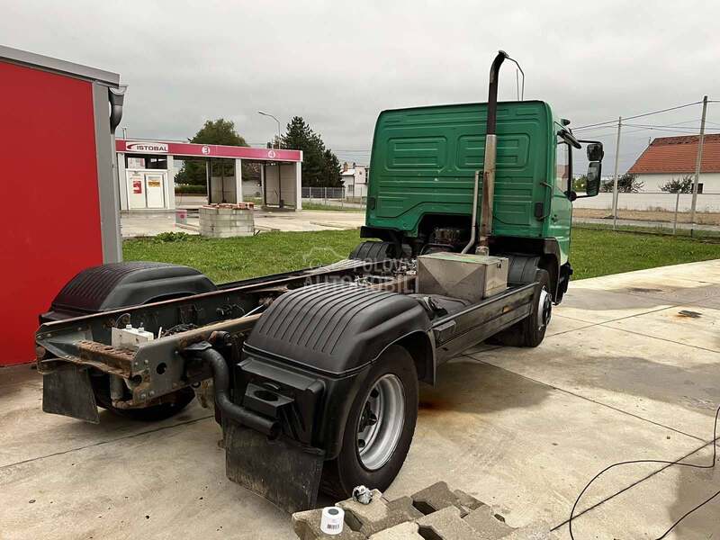 Mercedes Benz atego 1528