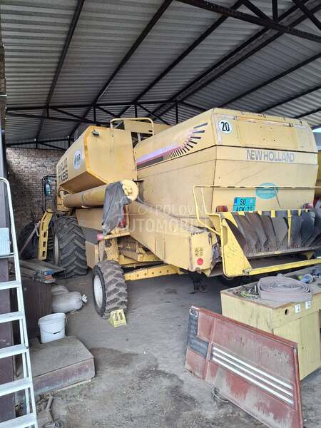 New Holland TX66