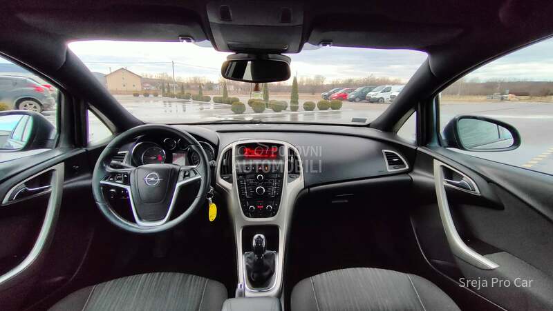 Opel Astra J 1.7 CDTI