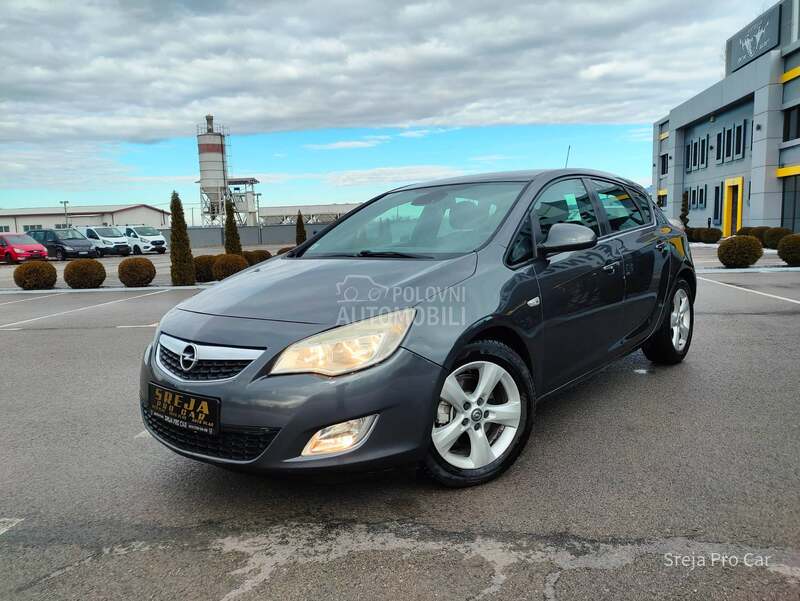 Opel Astra J 1.7 CDTI