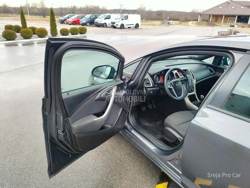 Opel Astra J 1.7 CDTI